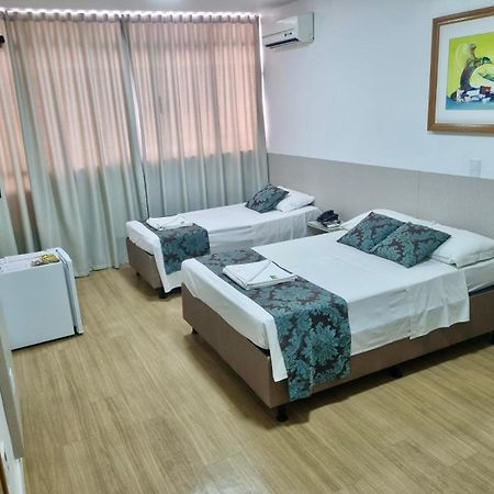 Max Hotel Nucleo Bandeirante Bagian luar foto