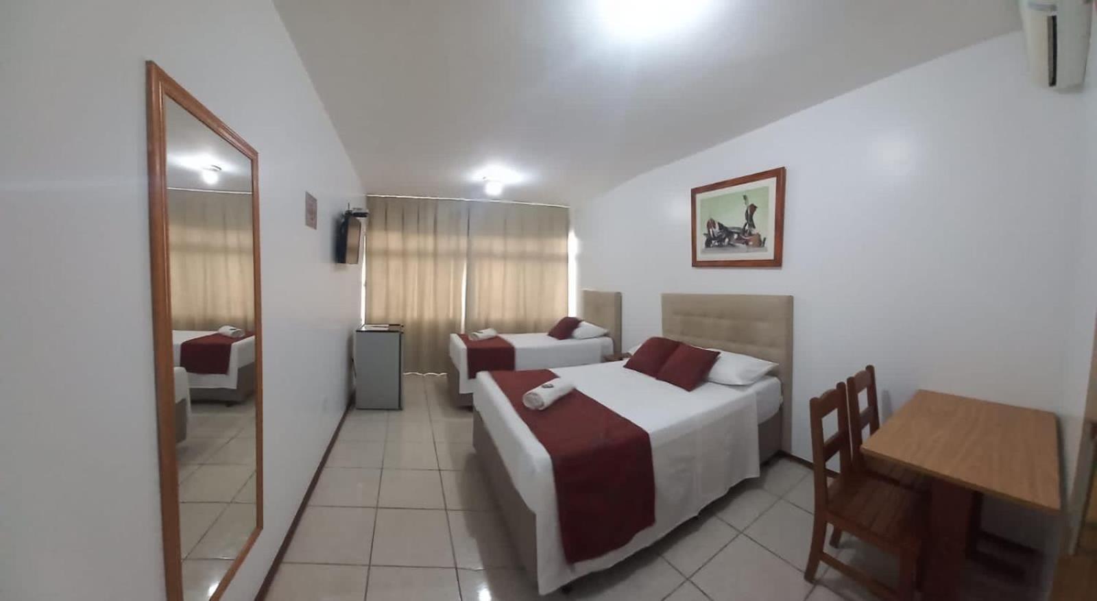 Max Hotel Nucleo Bandeirante Bagian luar foto