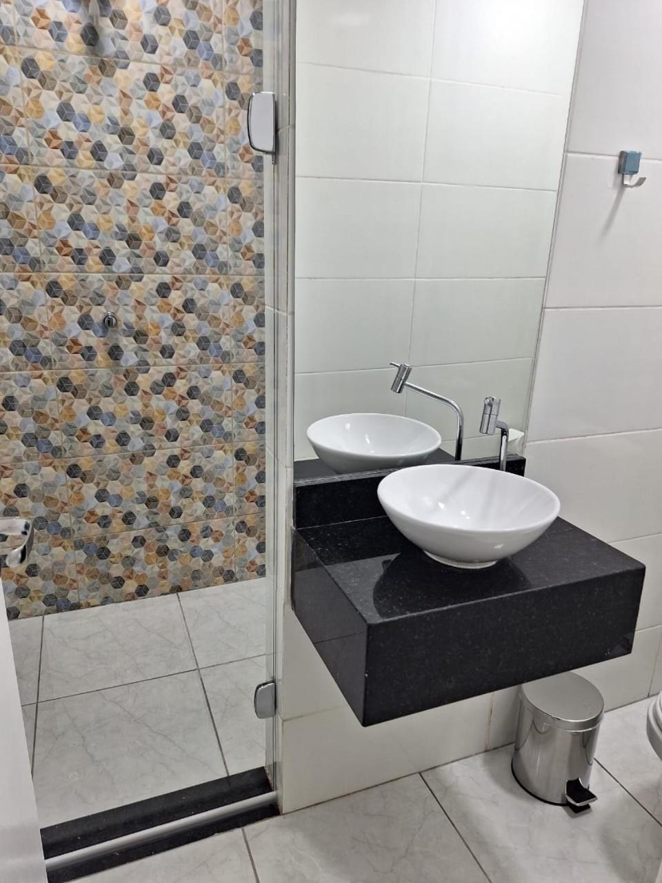 Max Hotel Nucleo Bandeirante Bagian luar foto