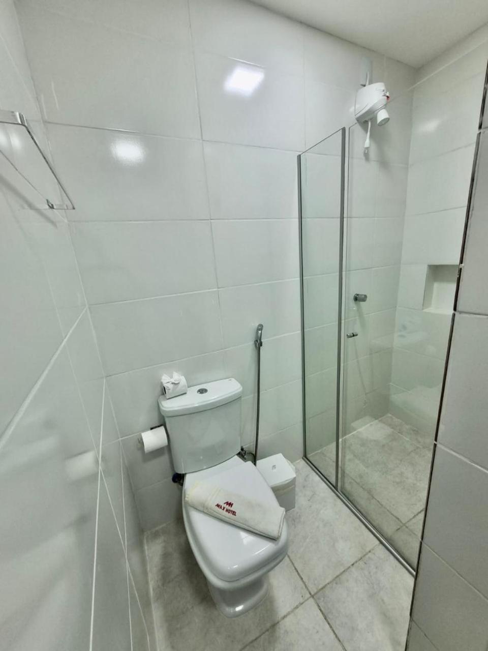 Max Hotel Nucleo Bandeirante Bagian luar foto
