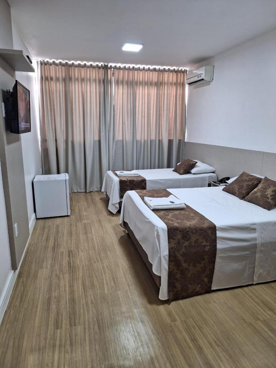 Max Hotel Nucleo Bandeirante Bagian luar foto
