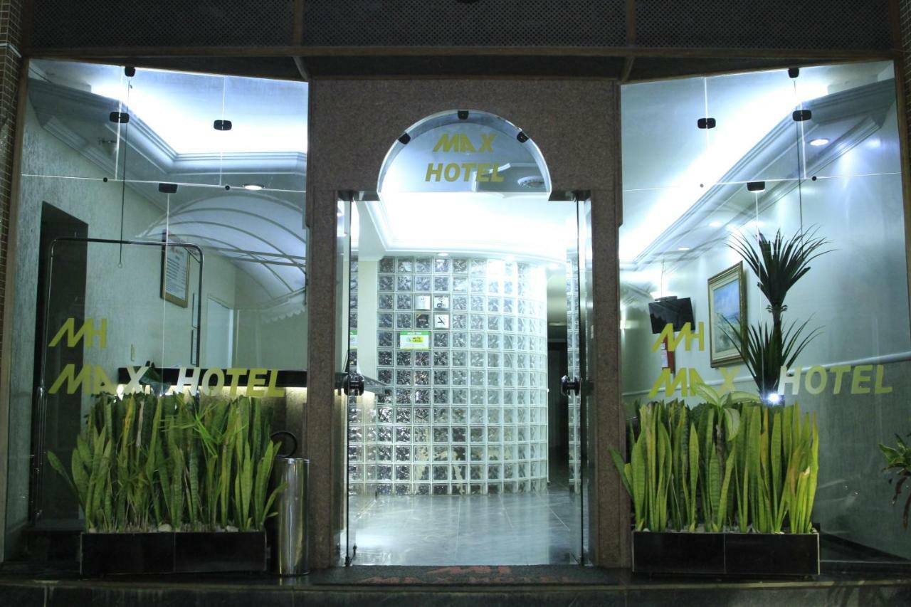 Max Hotel Nucleo Bandeirante Bagian luar foto