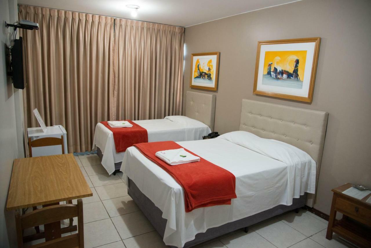 Max Hotel Nucleo Bandeirante Bagian luar foto